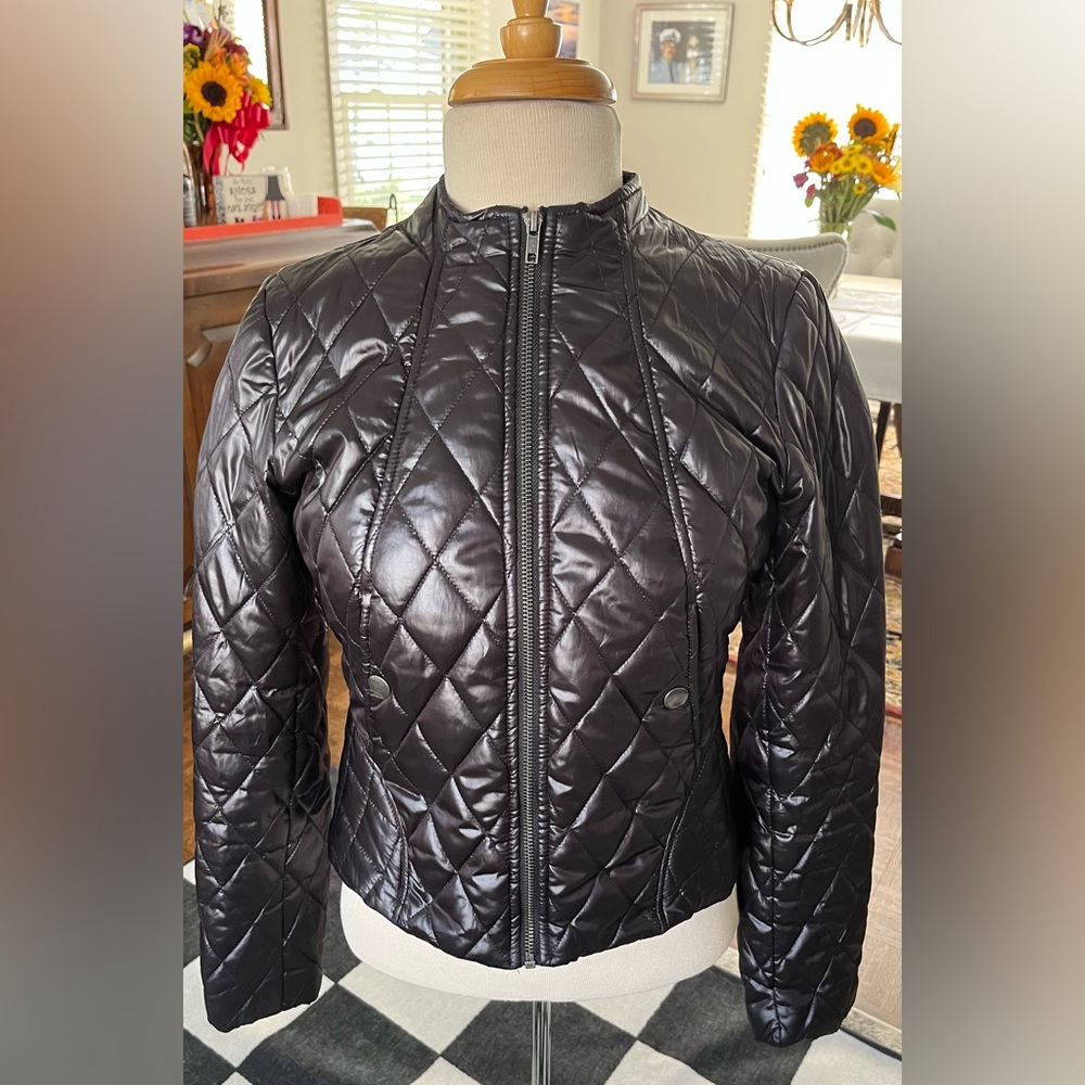 Quilted light weight black jacket